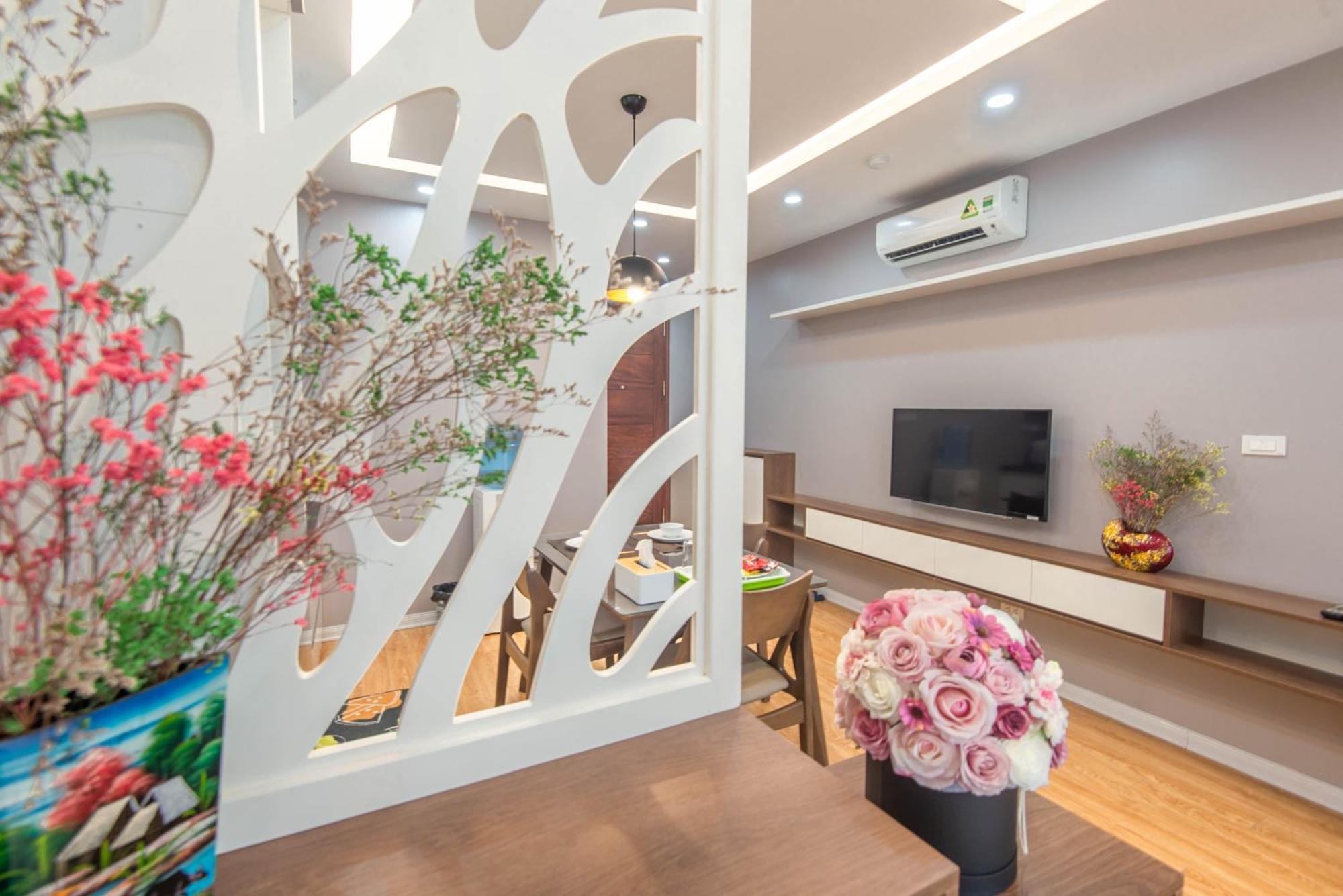 22Housing Linh Lang Hotel & Residence Hanoi Exterior photo